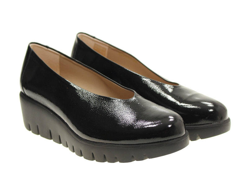 Wonders footwear on sale