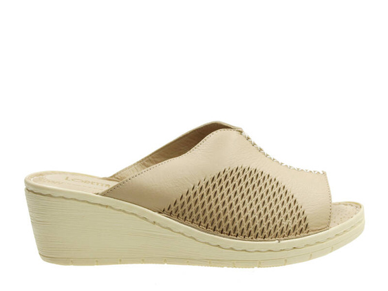 Loretta Vitale flip-flops 758