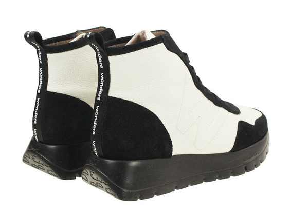 Boots Wonders A-2415