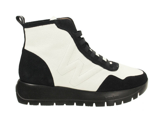 Boots Wonders A-2415